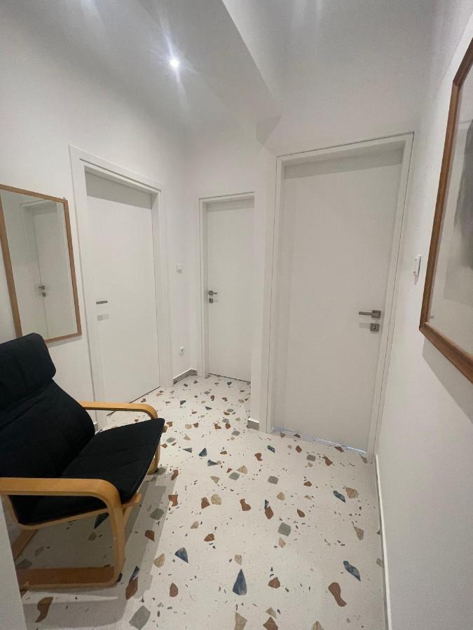 Pagrati Flat 7 Apartment เอเธนส์ ภายนอก รูปภาพ